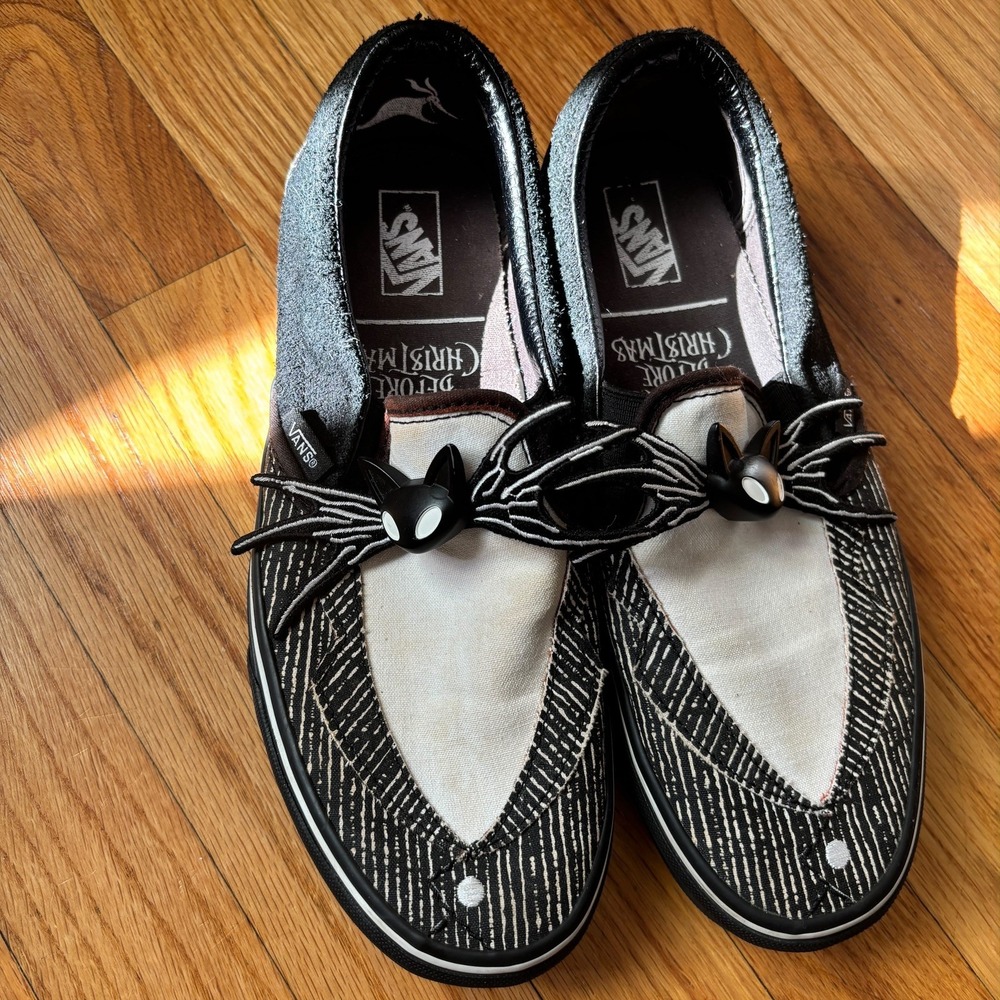 Vans Men's 6 Disney Nightmare Before Christmas Slip-On Jack Skellington Shoes